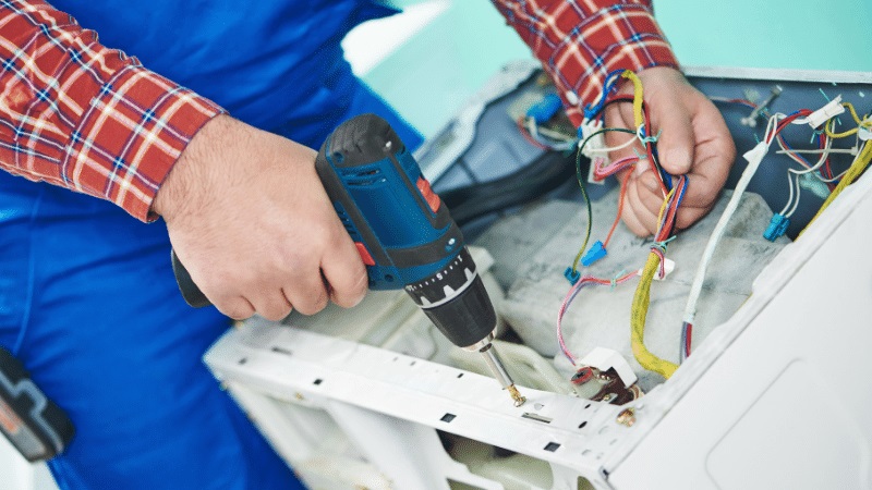 Zeytinburnu Siemens Siemens çamaşır makinesi kart tamiri – Su almama arızası orijinal parça ile giderildi. - Teknik servis örneği